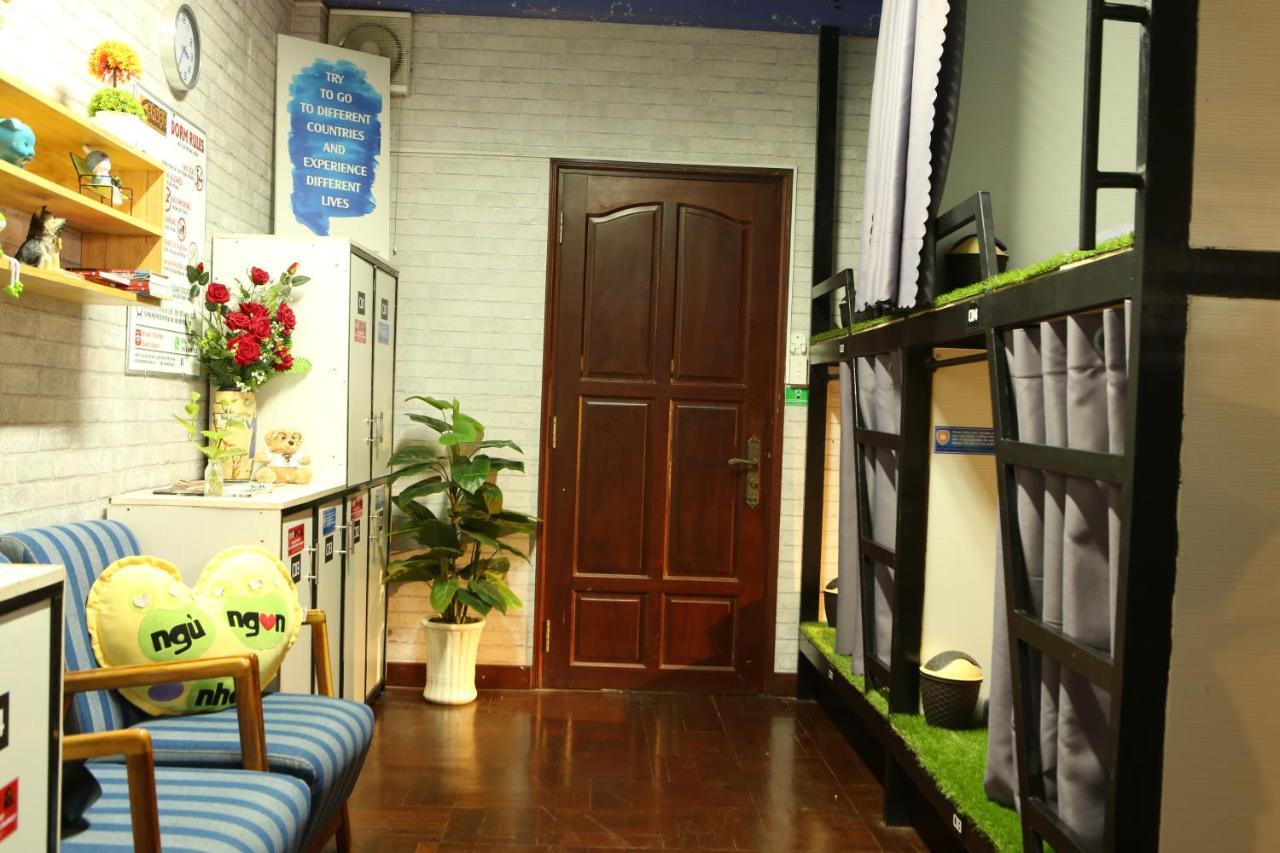 S Phuot Homestay - 3A Lam Son, Ward 2, Tan Binh District Cidade de Ho Chi Minh Exterior foto