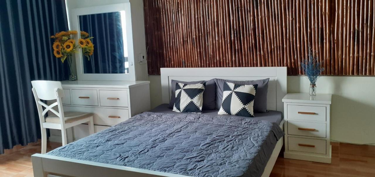 S Phuot Homestay - 3A Lam Son, Ward 2, Tan Binh District Cidade de Ho Chi Minh Exterior foto