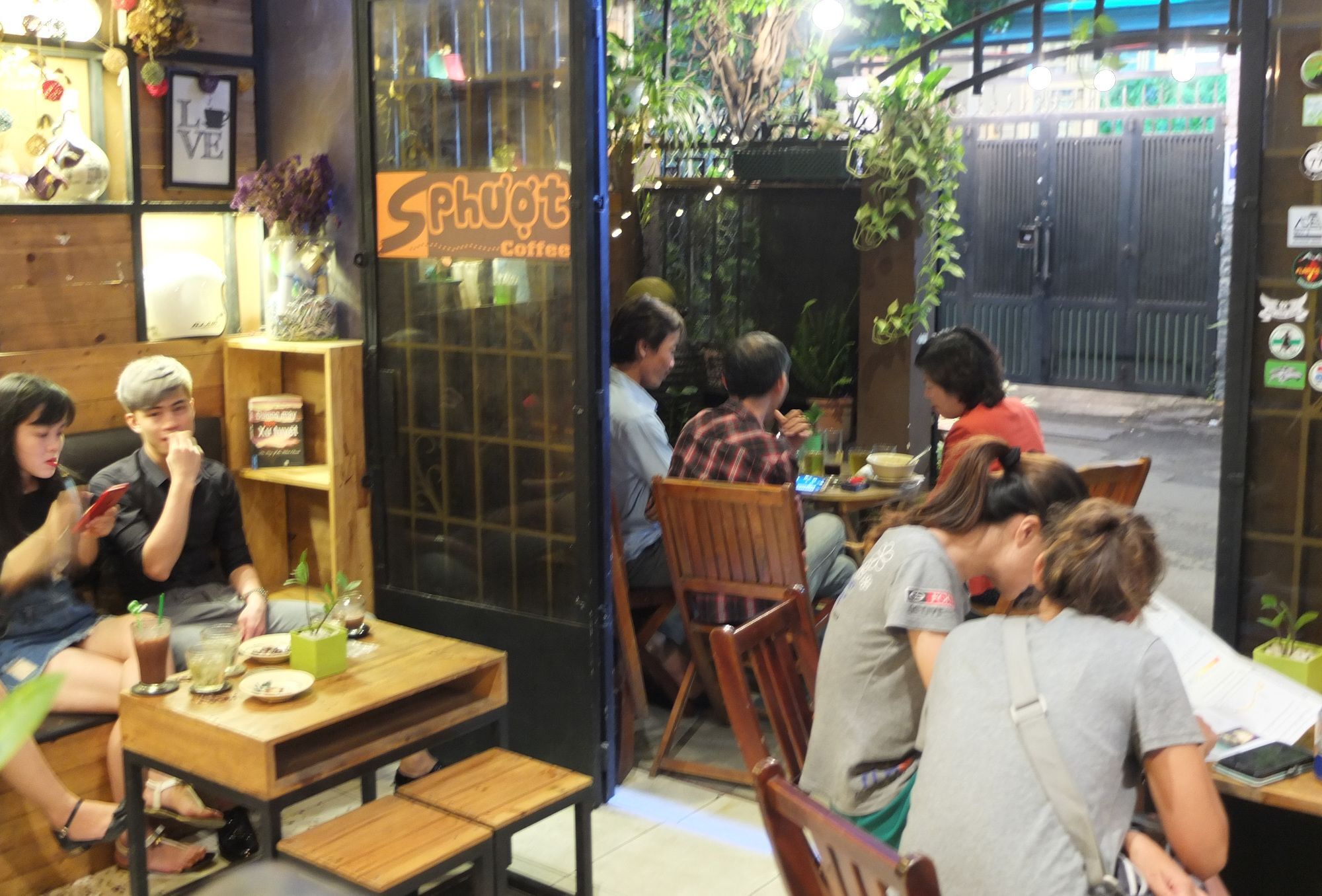 S Phuot Homestay - 3A Lam Son, Ward 2, Tan Binh District Cidade de Ho Chi Minh Exterior foto