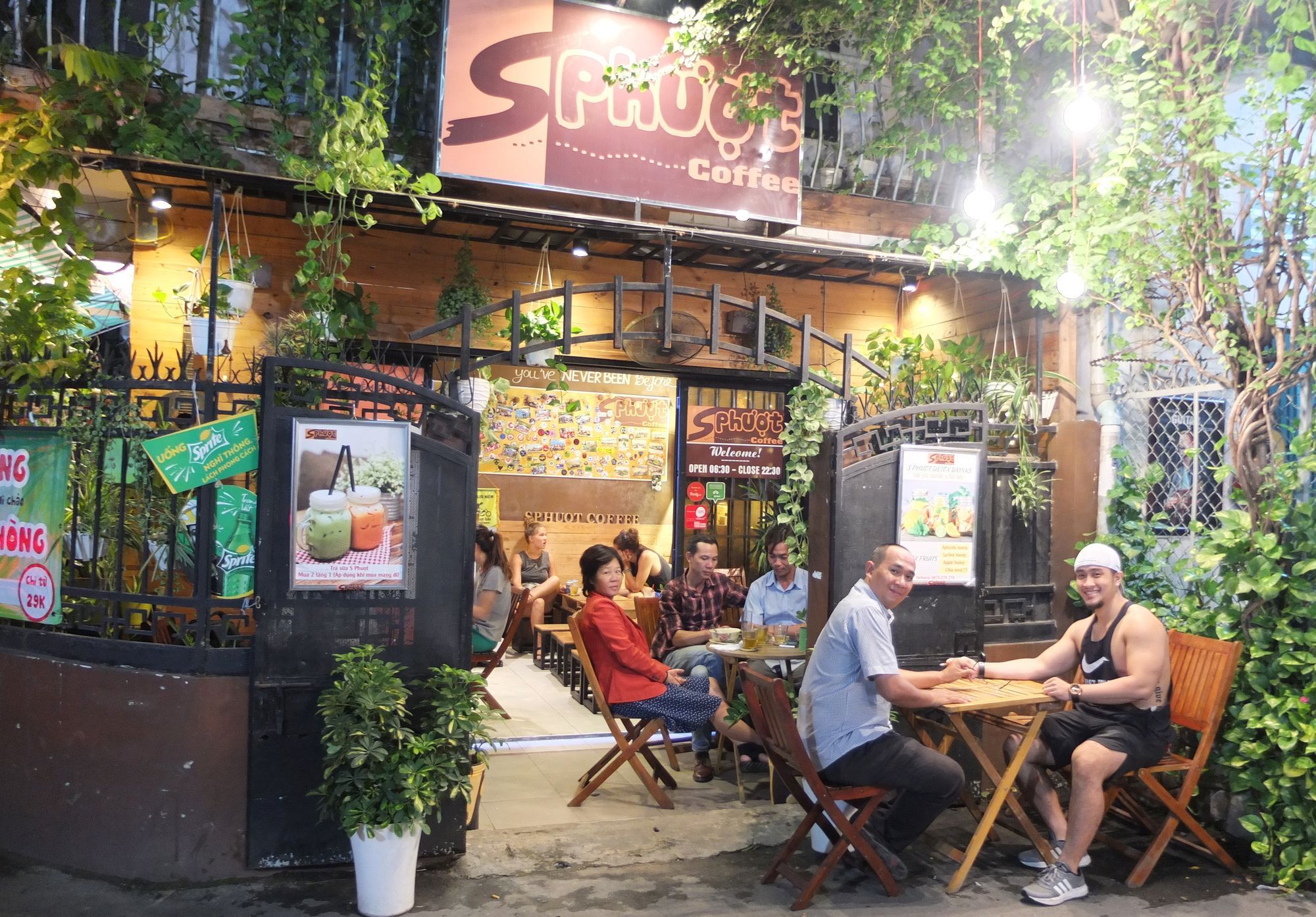S Phuot Homestay - 3A Lam Son, Ward 2, Tan Binh District Cidade de Ho Chi Minh Exterior foto